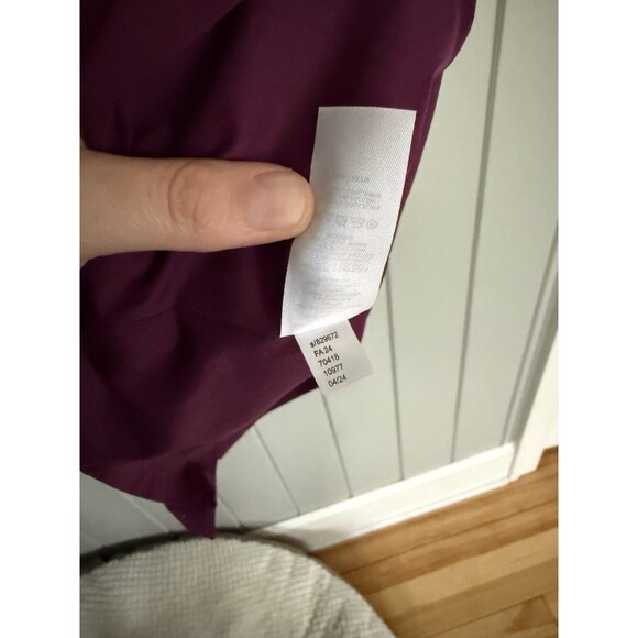 Ann Taylor Dress 8 Plum Burst Bi-Stretch Crew Neck Sheath Knee Length Career - Picture 7 of 9